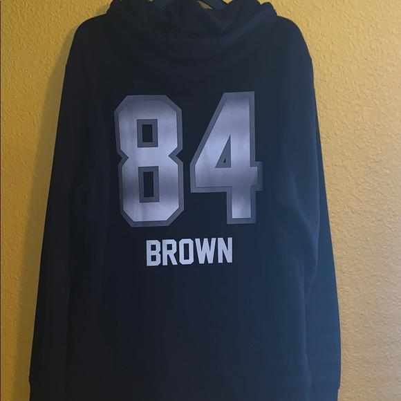 Raiders Antonio Brown custom hoodie🙌🏽🖤 - Picture 2 of 3